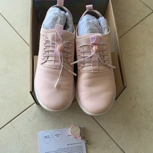 Clove nursing shoes, the 2021